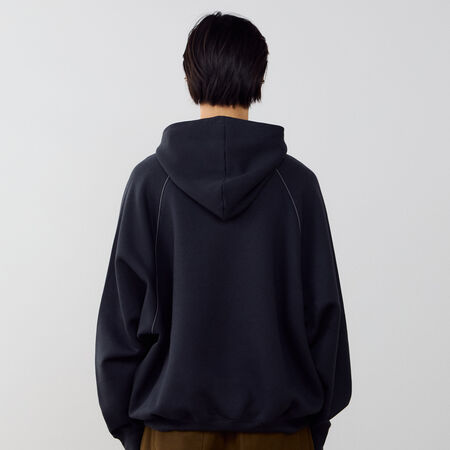 NEW BALANCE HOODIE LINEAR GRAPHIC NEGRO HOMBRE