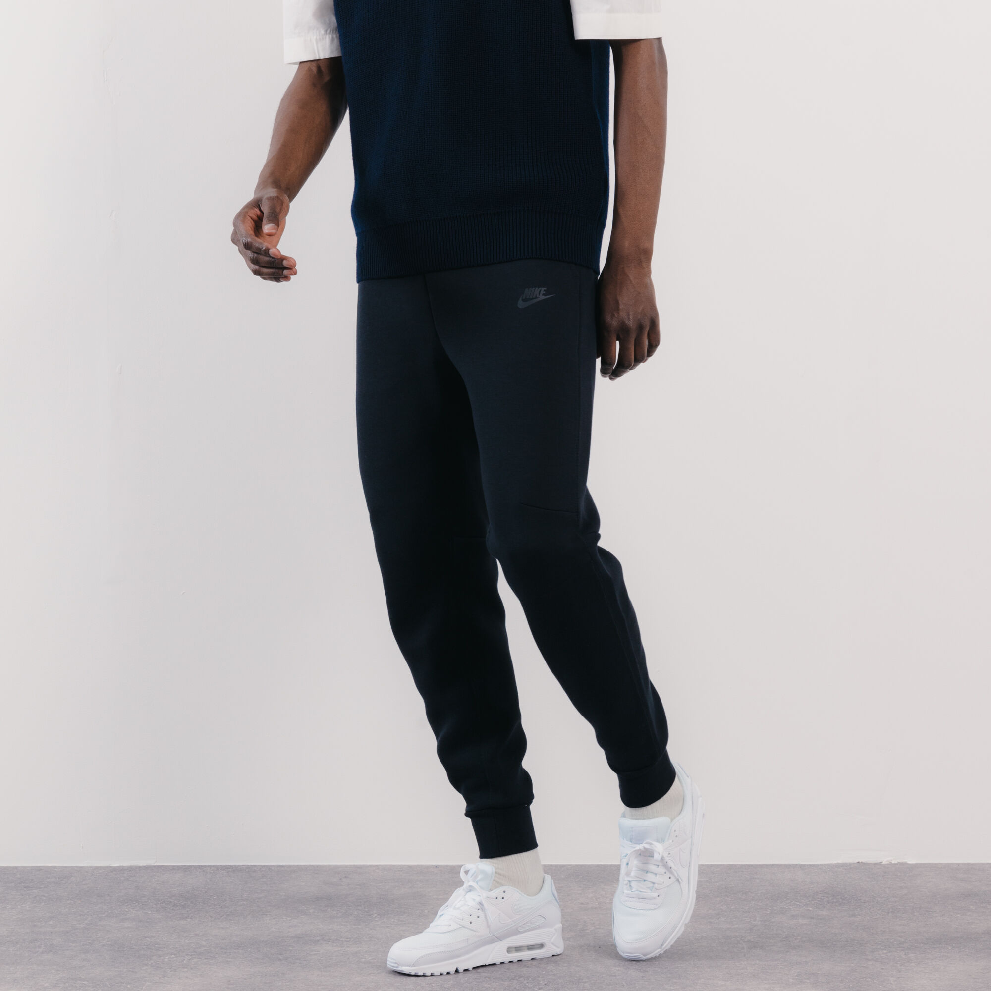 Jogger hot sale nike negro
