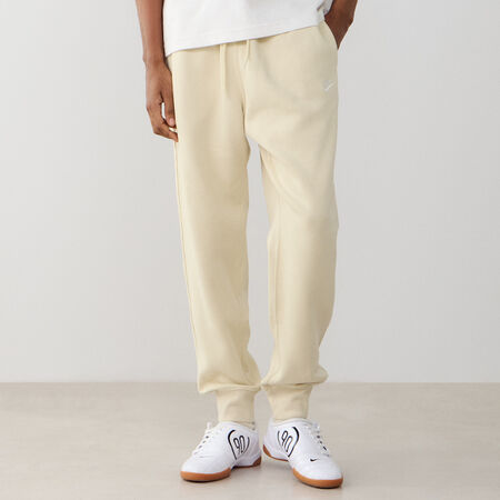 NIKE PANT JOGGER CLUB BEIGE/BLANCO HOMBRE