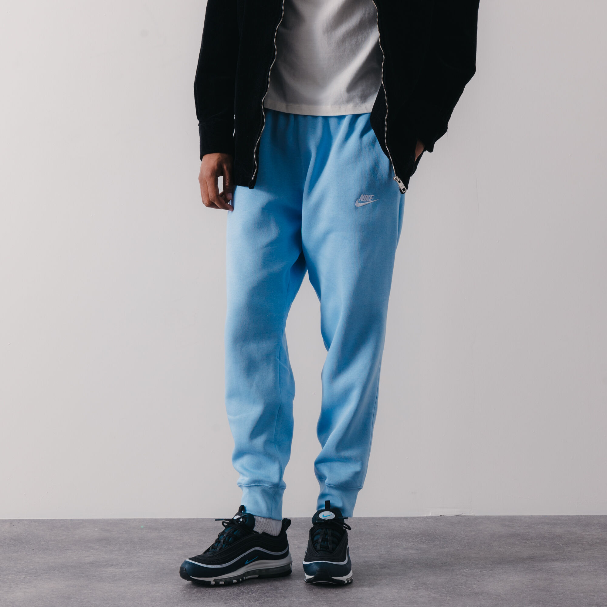 Pantalones nike 2025 hombre azul