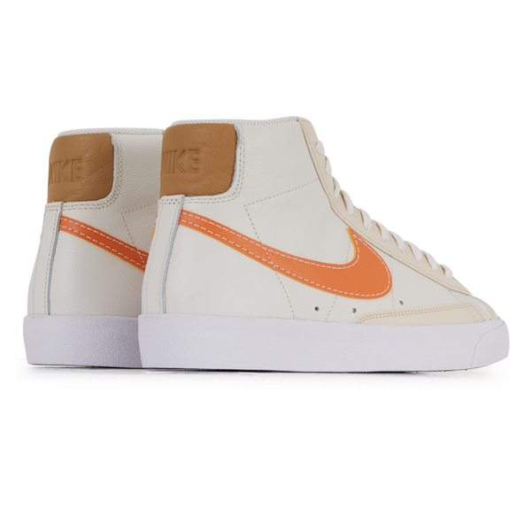 Nike online blazer naranja