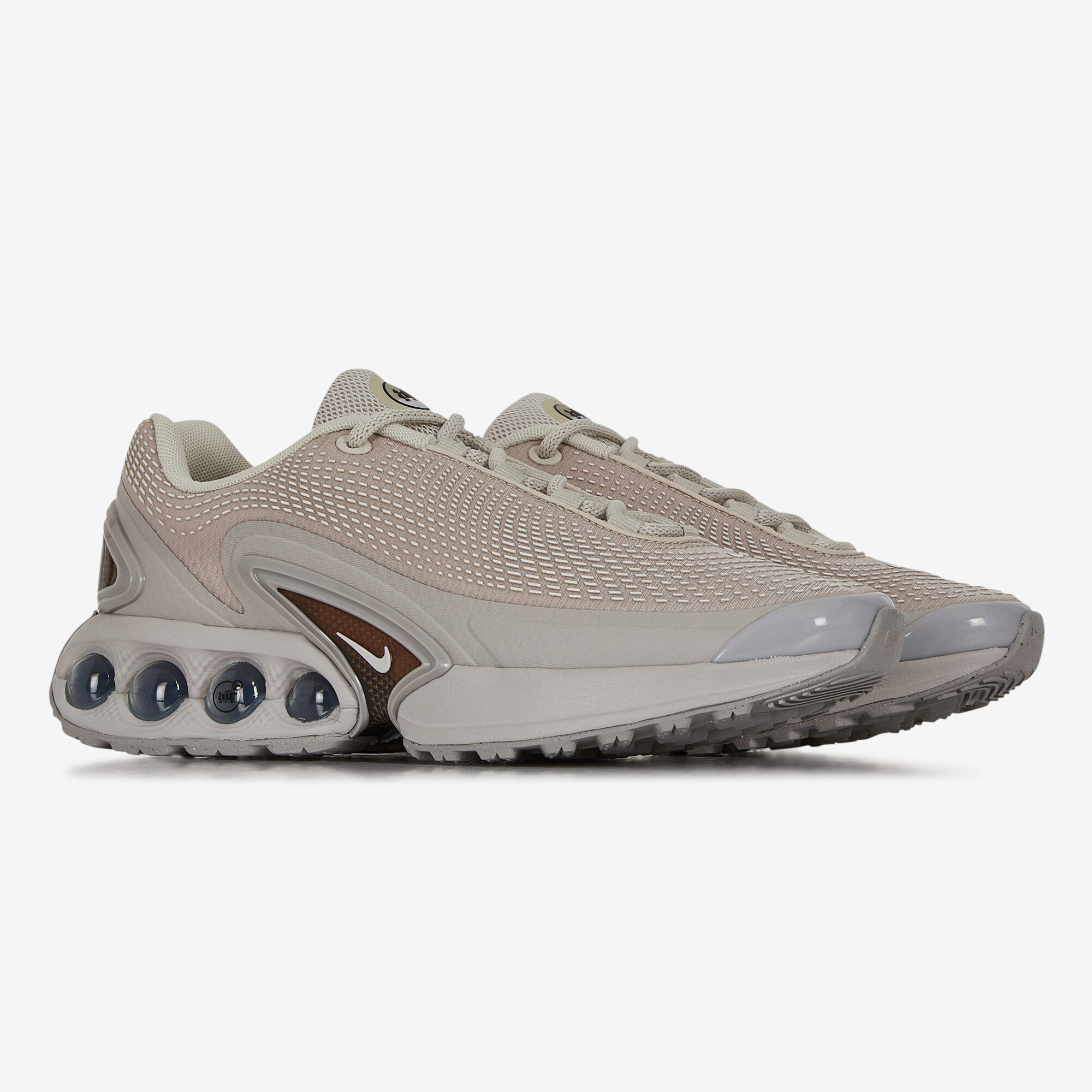 NIKE AIR MAX DN BEIGE MARRON CORDONES MUJER Courir.es