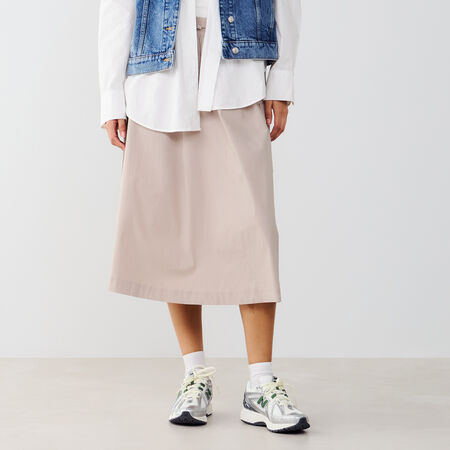 NEW BALANCE SKIRT MIDI CARGO CRUDO MUJER