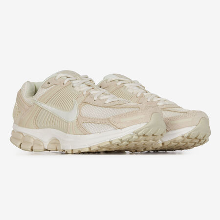 NIKE zoom vomero ZOOM VOMERO 5 BEIGE HOMBRE