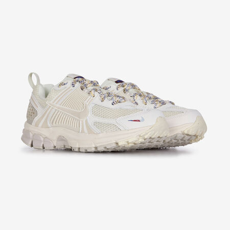 NIKE zoom vomero ZOOM VOMERO 5 BEIGE JUNIOR