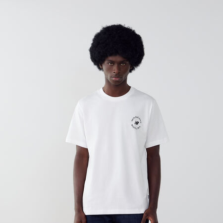 NEW BALANCE TEE SHIRT CHEST LOGO BLANCO/NEGRO HOMBRE