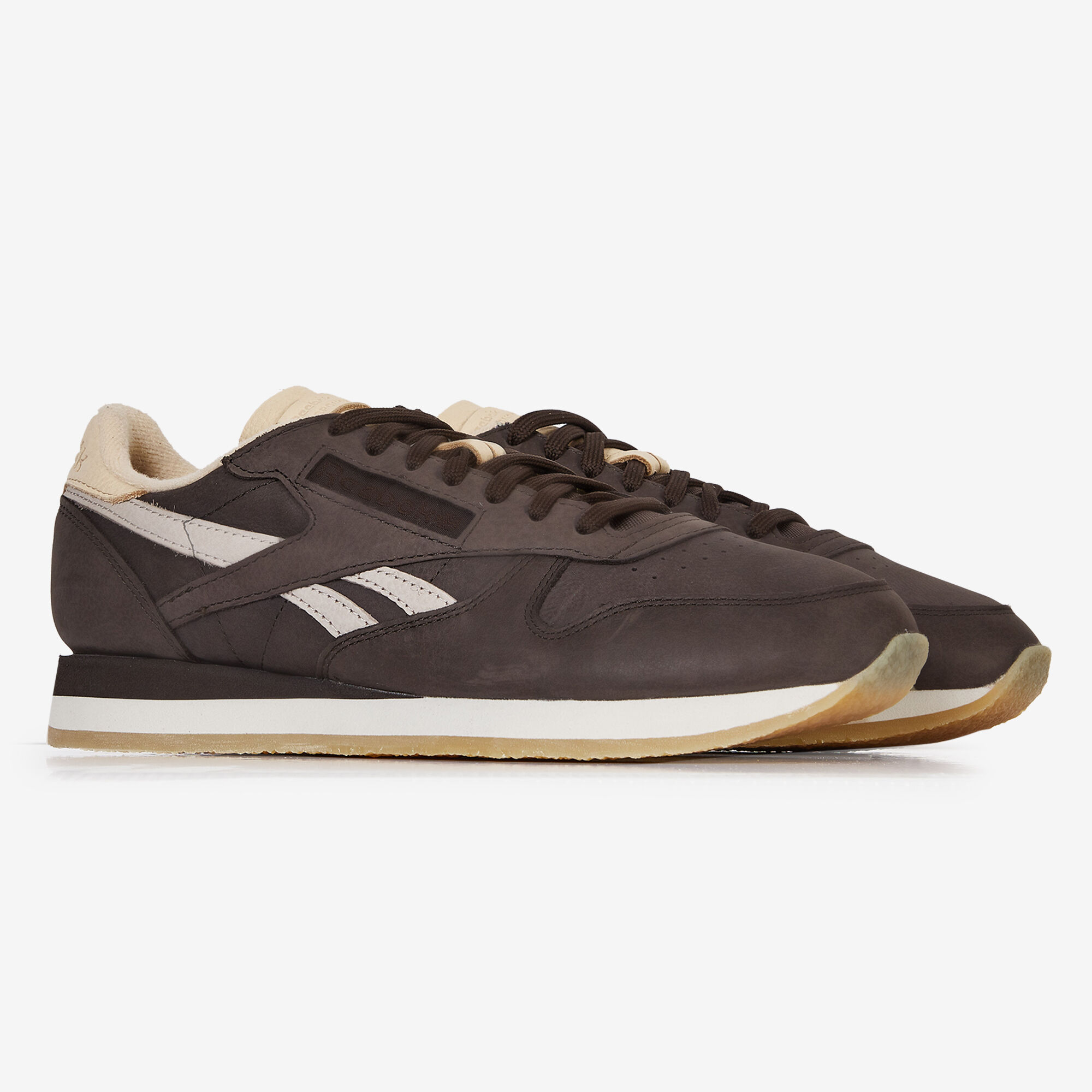 Reebok freestyle hombre marron deals