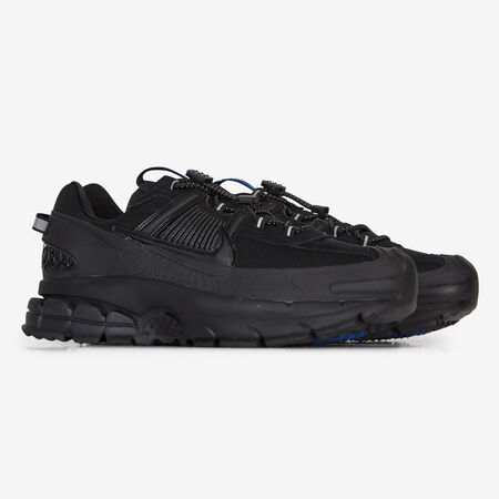 NIKE zoom vomero ZOOM VOMERO ROAM NEGRO HOMBRE