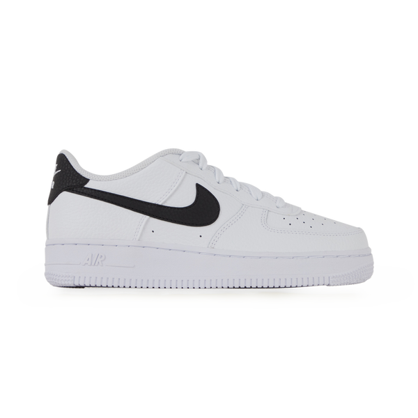 Air force negras con blanco 2025