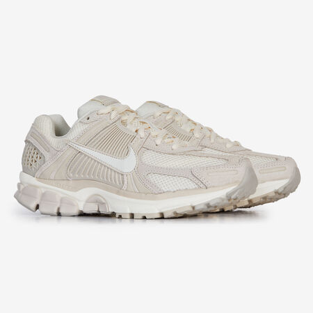 NIKE zoom vomero ZOOM VOMERO 5 BEIGE MUJER