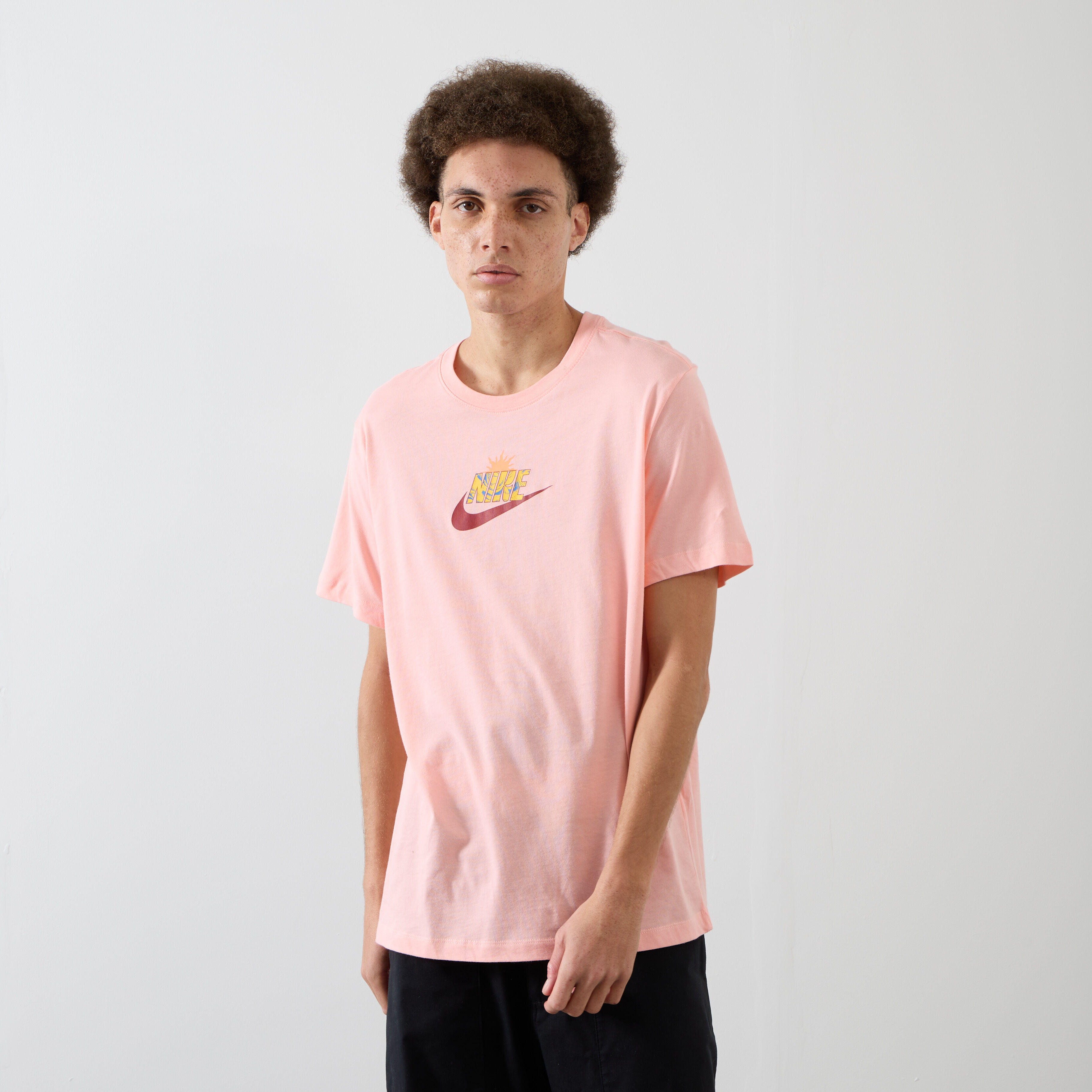 Camiseta rosa on sale hombre nike