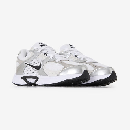NIKE V5 RNR BLANCO/NEGRO JUNIOR