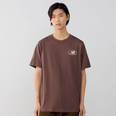 NEW BALANCE TEE SHIRT OVAL LOGO MARR&Oacute;N/BEIGE HOMBRE