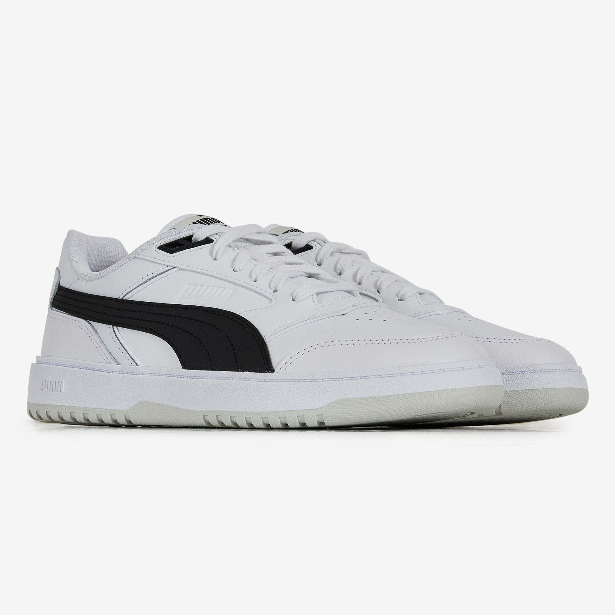 Outlet zapatillas ropa y accesorios