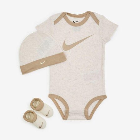 NIKE 3 PC SET BODYSUIT HAT BOOTIE SWOOSH BEIGE BEB&Eacute;