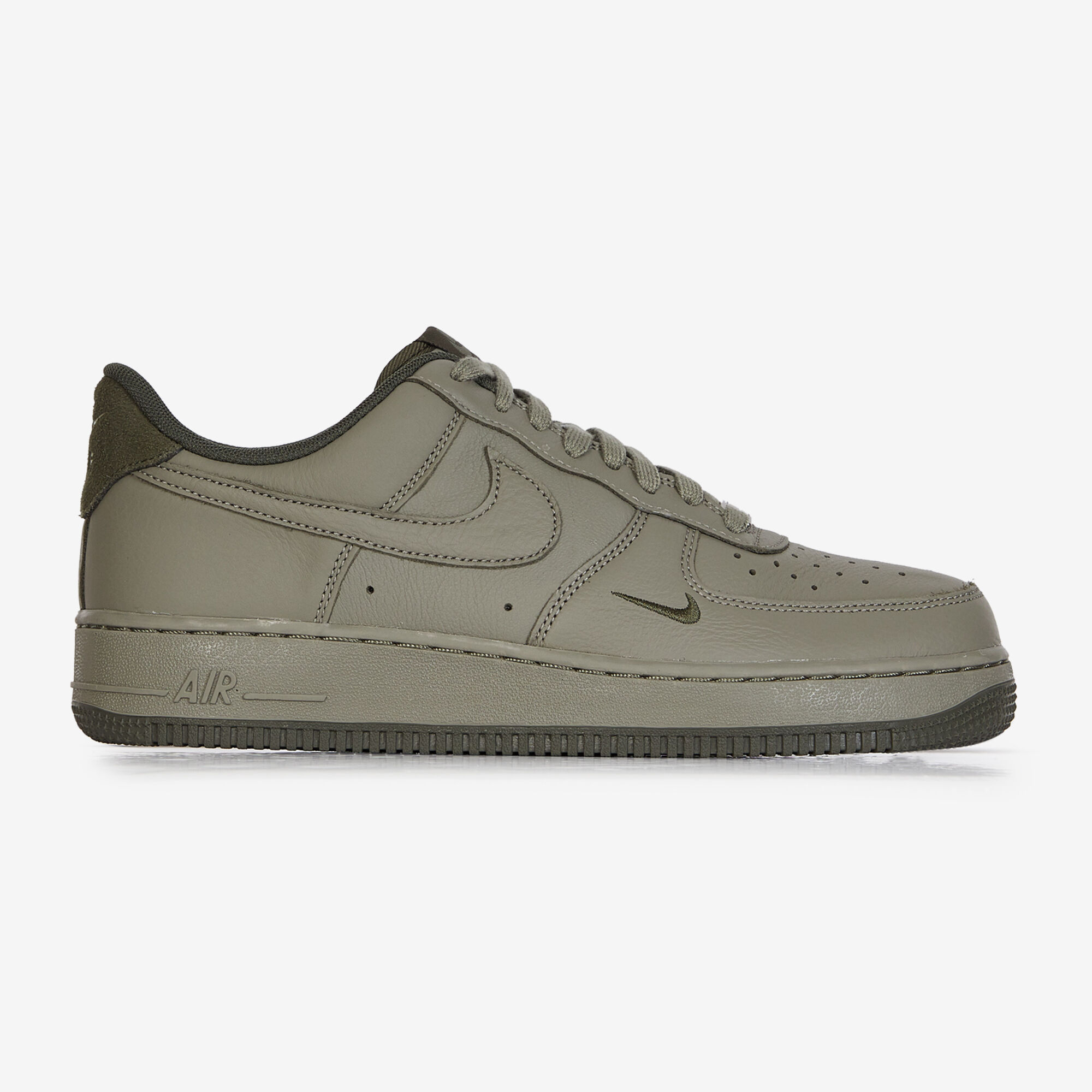 Zapatillas y sneakers NIKE air force 1 SNEAKERS CAQUI Tendencias 2024 Courir.es