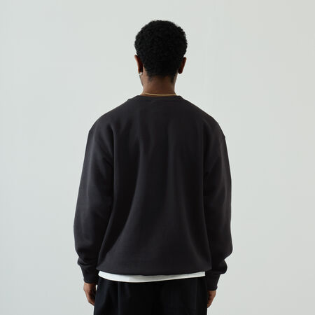 NEW BALANCE SWEAT CREW ESSENTIALS SMALL LOGO NEGRO HOMBRE