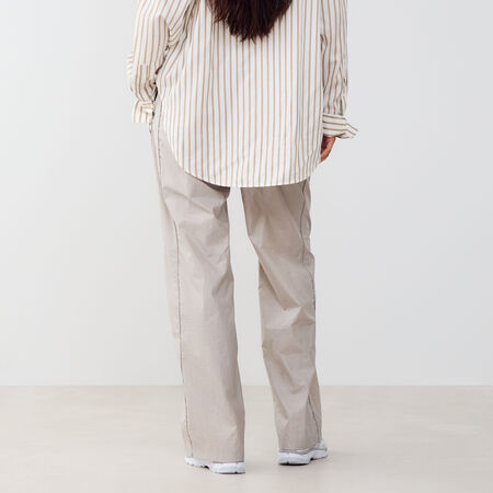 NIKE PANT WOVEN WIDE LEG PIPING GRIS MUJER