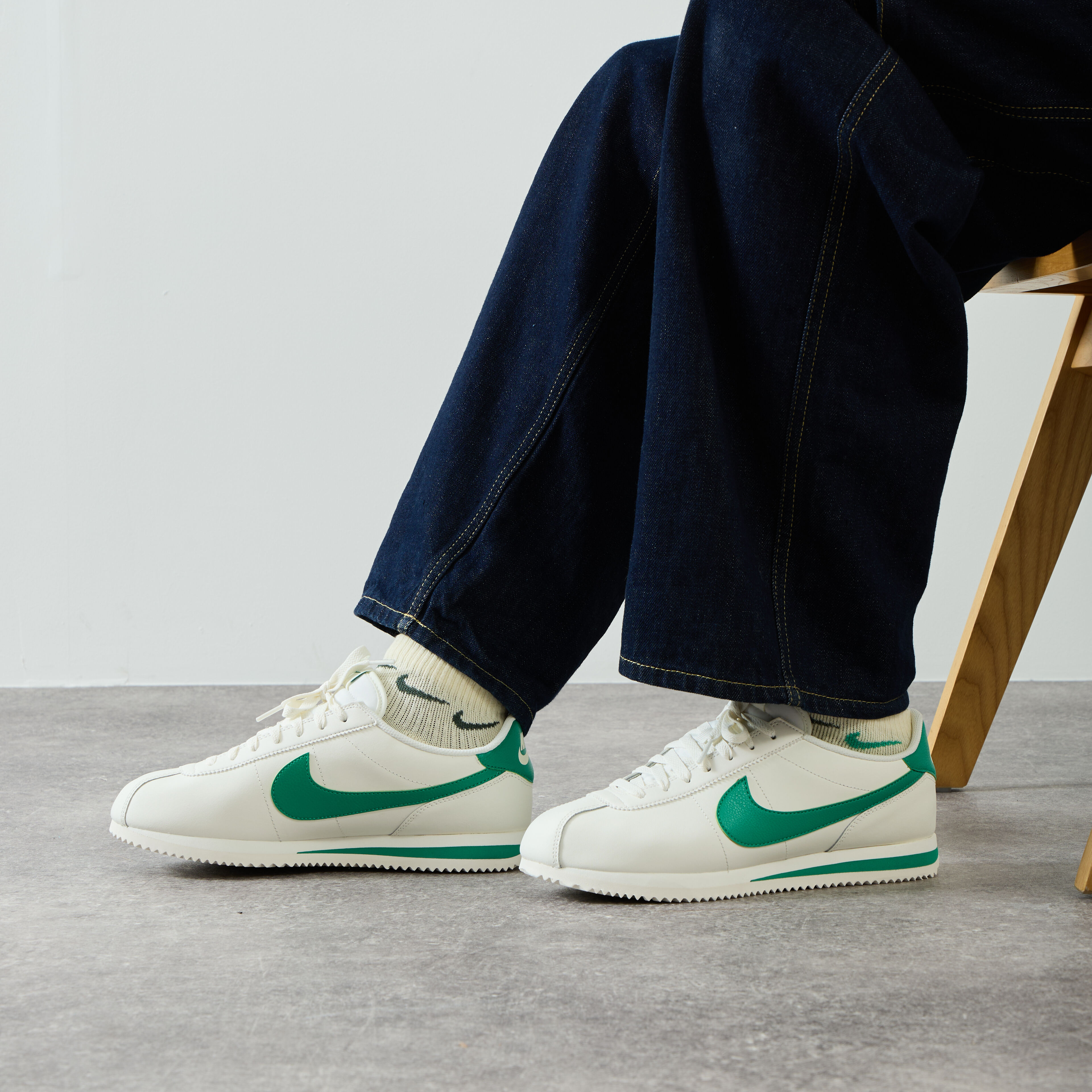 NIKE CORTEZ BEIGE VERDE CORDONES HOMBRE Courir.es