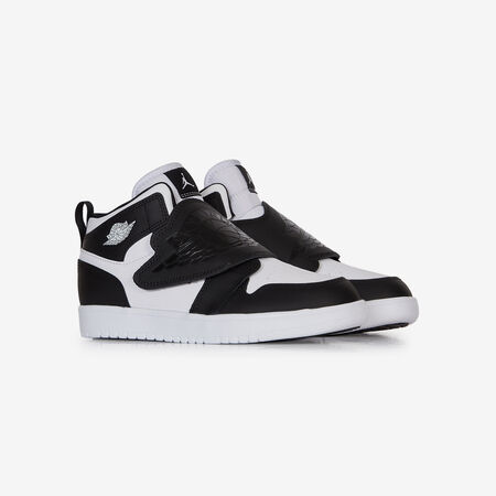 JORDAN SKY JORDAN 1 CF BLANCO/NEGRO INFANTIL