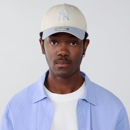 NEW ERA 9FORTY NY GOTHIC LOGO BC GRIS/BEIGE HOMBRE