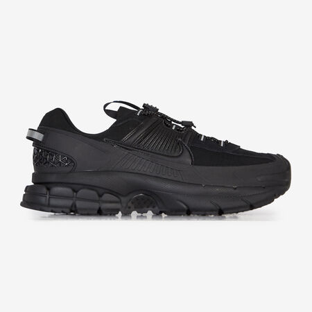 NIKE zoom vomero ZOOM VOMERO ROAM NEGRO HOMBRE