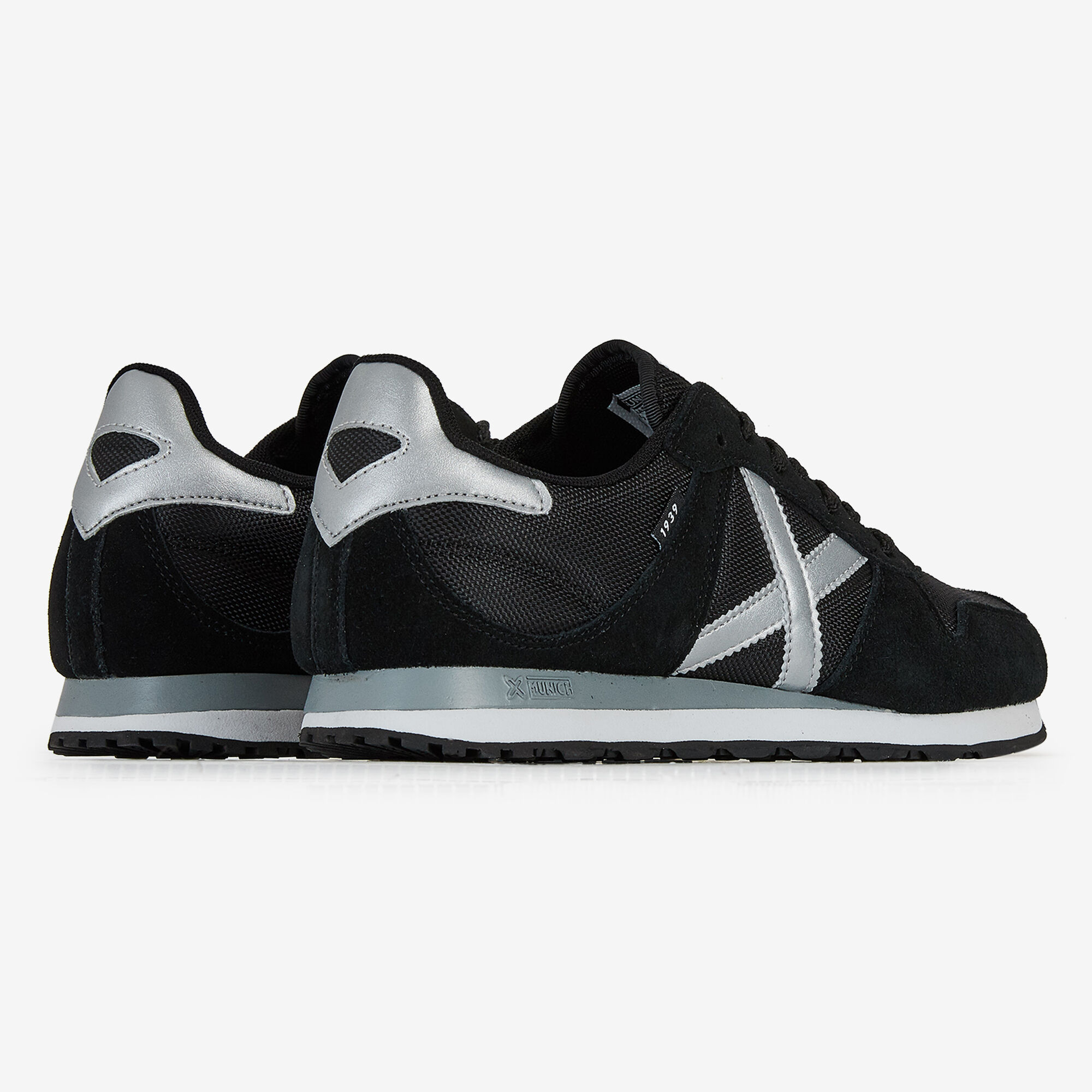 MUNICH MASSANA NEGRO BLANCO CORDONES HOMBRE Courir.es