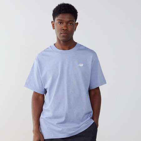 NEW BALANCE TEE SHIRT SMALL LOGO AZUL/BLANCO HOMBRE