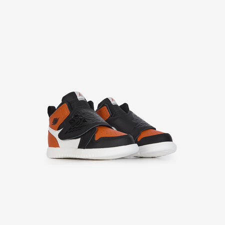 JORDAN SKY JORDAN 1 CF NARANJA/NEGRO BEBÉ