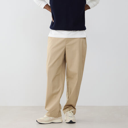 NEW BALANCE PANT CHINO ATHLETICS BEIGE HOMBRE