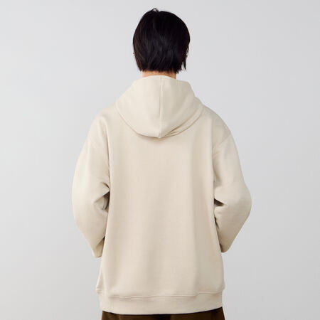 NEW BALANCE HOODIE BOSTON LOGO BEIGE/MARR&Oacute;N HOMBRE