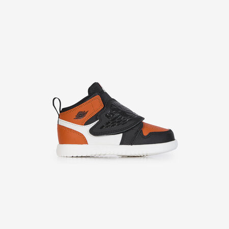 JORDAN SKY JORDAN 1 CF NARANJA/NEGRO BEBÉ
