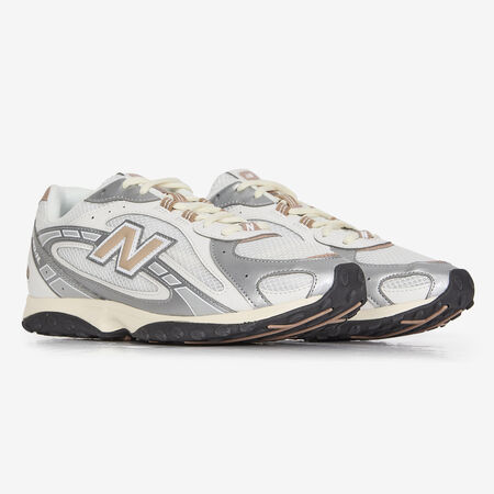 NEW BALANCE 204 BLANCO/PLATEADO HOMBRE