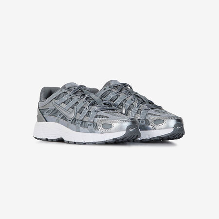 NIKE P-6000 GRIS/PLATEADO INFANTIL