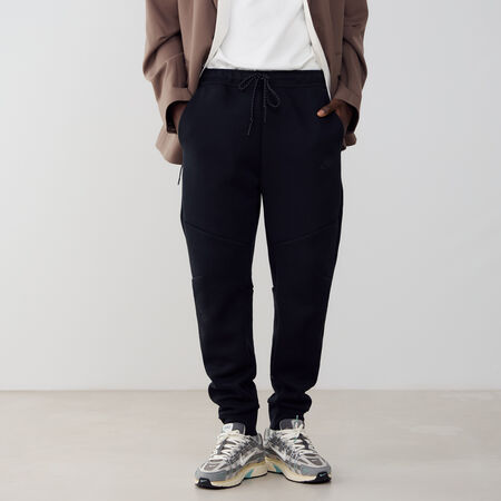 NIKE PANT JOGGER TECH FLEECE NEGRO HOMBRE