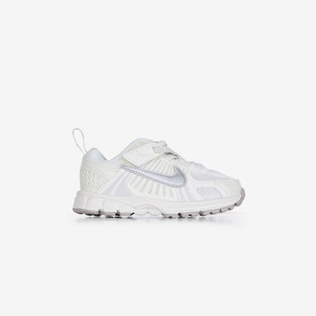 NIKE zoom vomero VOMERO 5 CF BEIGE/PLATEADO BEBÉ