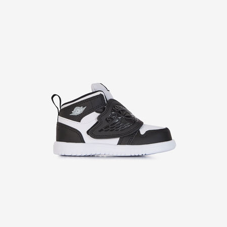 JORDAN SKY JORDAN 1 CF BLANCO/NEGRO BEBÉ