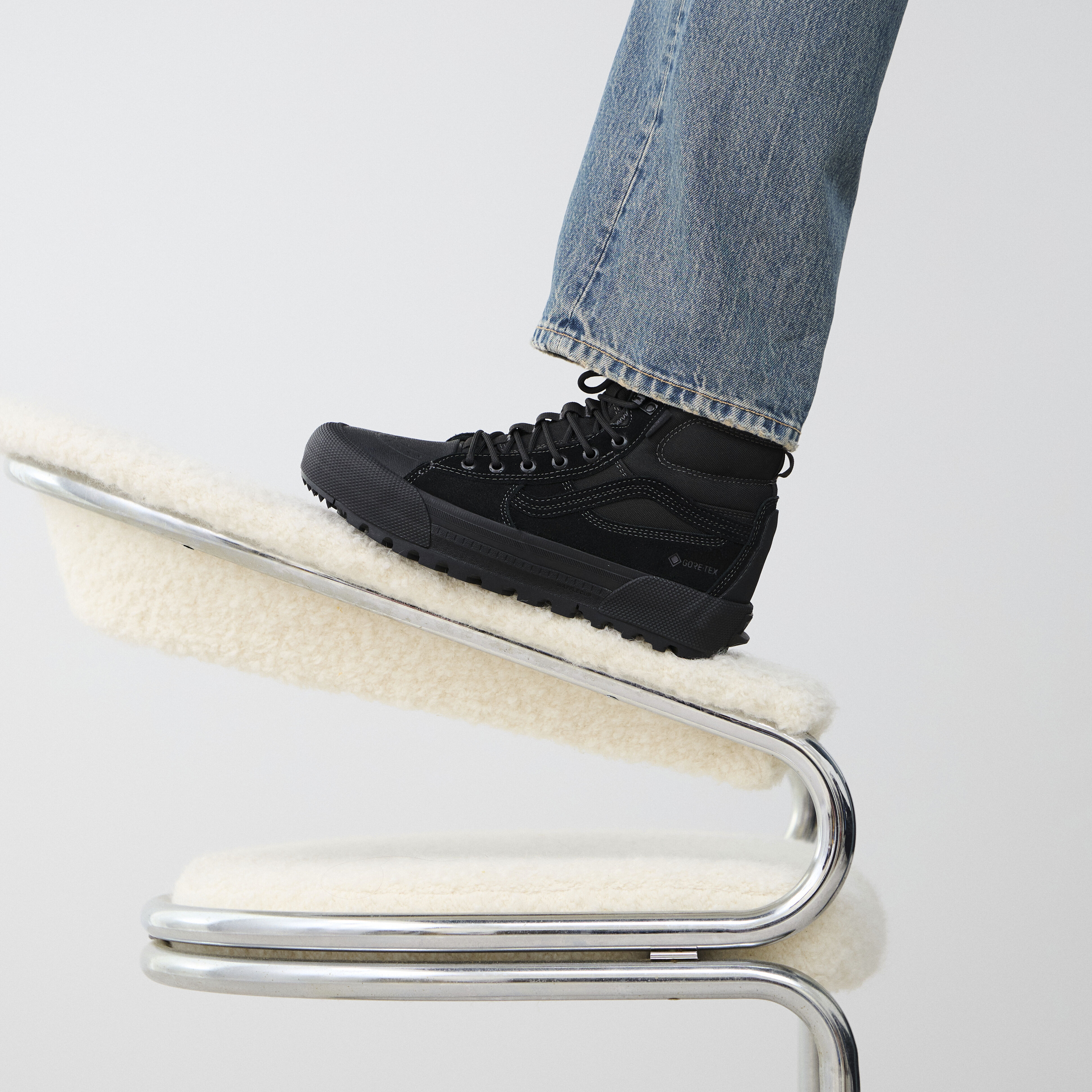 VANS SK8 HI MTE GORE TEX NEGRO CORDONES HOMBRE Courir.es