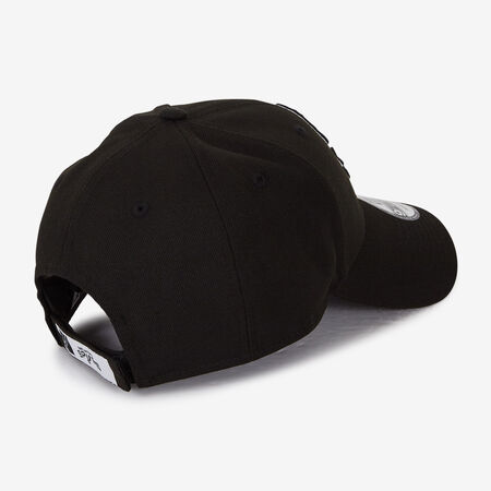 NEW ERA 9FORTY SAN ANTONIO SPURS NEGRO HOMBRE