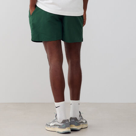 NIKE SHORT ESSENTIAL SWIM VERDE/BLANCO HOMBRE
