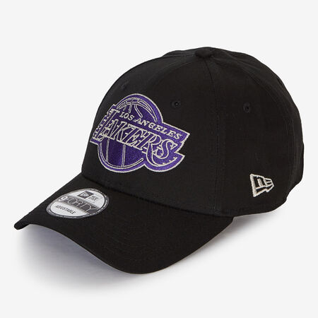 NEW ERA 9FORTY LAKERS METALLIC NEGRO/MORADO HOMBRE