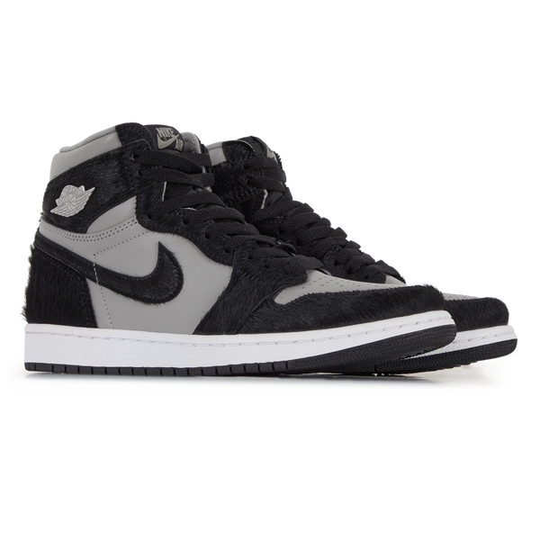JORDAN AIR 1 RETRO HIGH OG TWIST 2.0 NOI BURDEOS | Courir.es