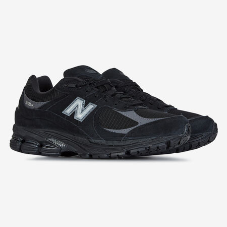 NEW BALANCE 2002r 2002R NEGRO/PLATEADO MUJER