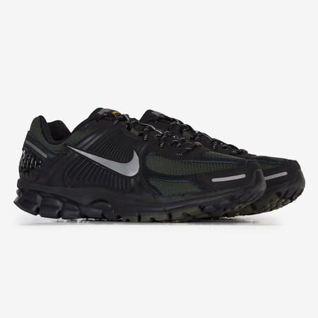 NIKE zoom vomero ZOOM VOMERO 5 NEGRO/VERDE HOMBRE
