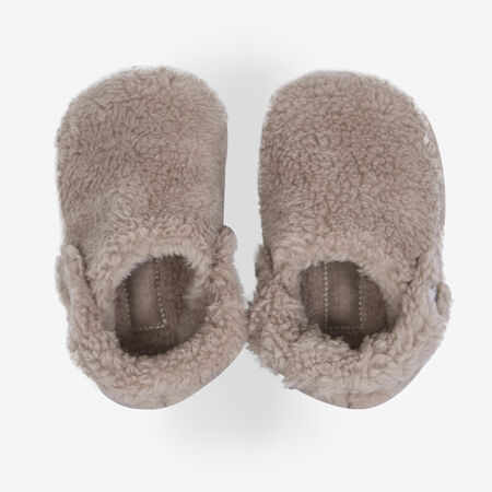 CROCS CLASSIC COZZZY SLIPPER BEIGE BEBÉ