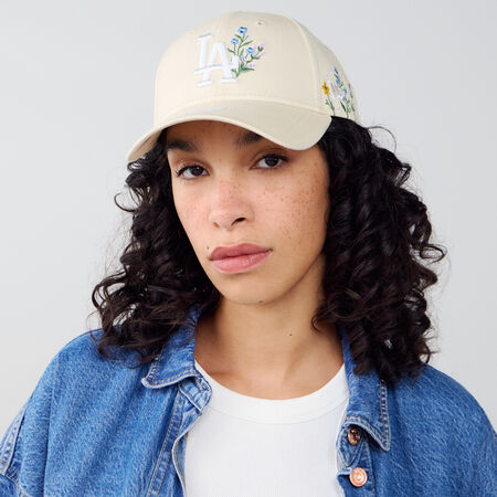 NEW ERA 9FORTY WOMEN LA FLORAL EMBROIDERY BEIGE/BLANCO MUJER