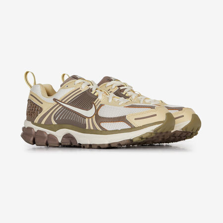 NIKE zoom vomero ZOOM VOMERO 5 BEIGE/MARRÓN JUNIOR